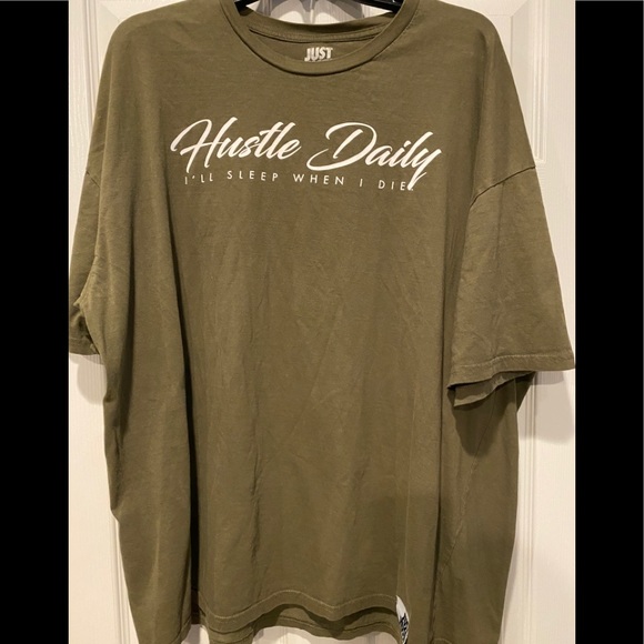 Men’s T-shirt - Picture 1 of 2